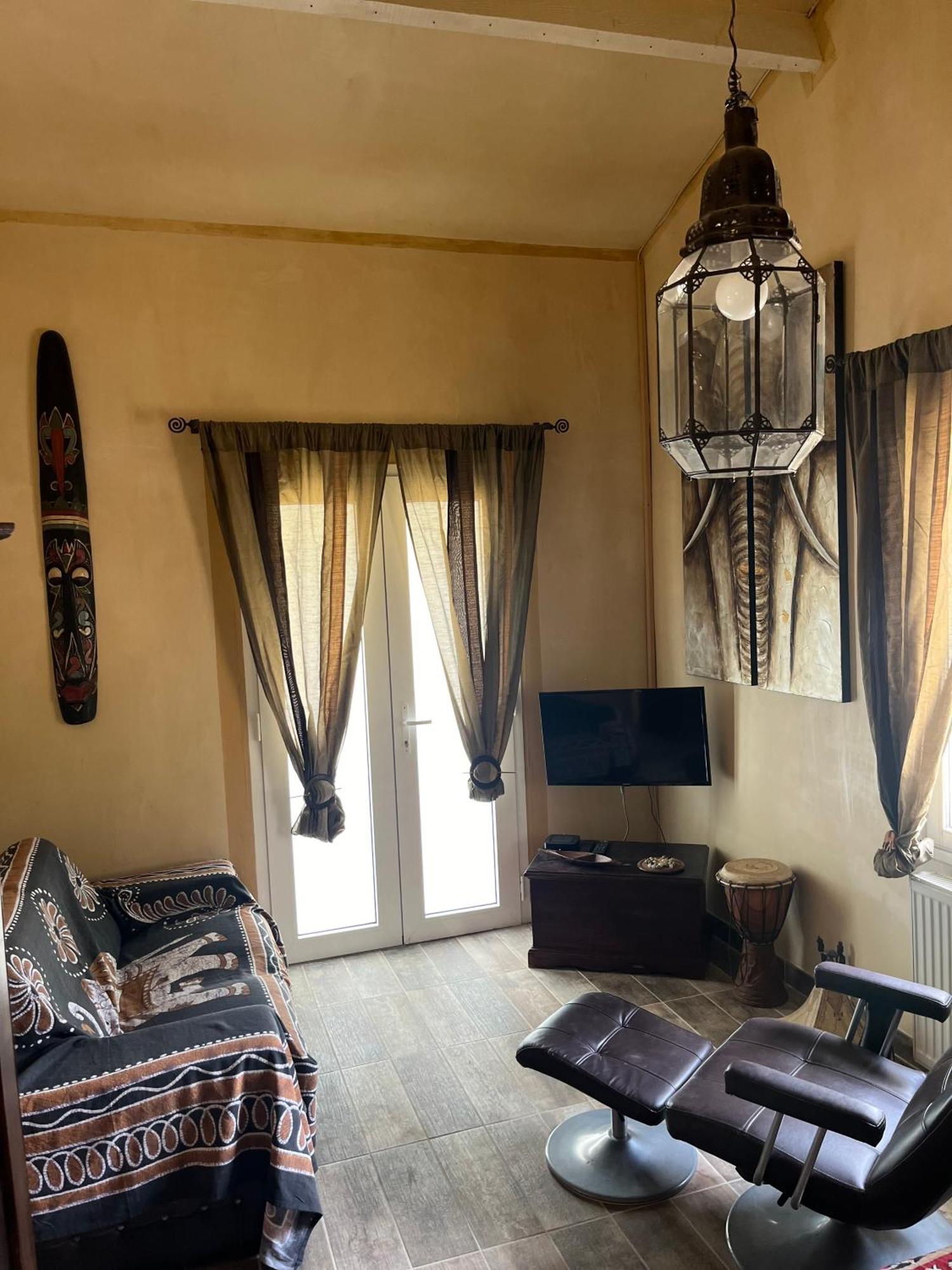 Chambre D'Hotes La Tour-dʼAigues Dış mekan fotoğraf
